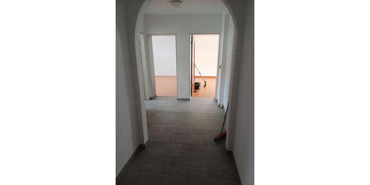 Hochparterre Hannover Herrenhausen-Stöcken - 2 Zimmer, 61 m&sup2;, 160.000&euro; | Angebot:26295577