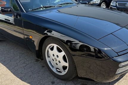 Porsche 944 208.355 km 15.990 &euro; Langenhagen 30851