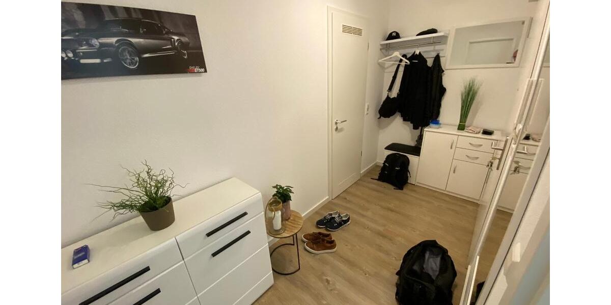 Etagenwohnung Laatzen - 2 Zimmer, 62 m&sup2;, 700&euro; | Angebot:25963616