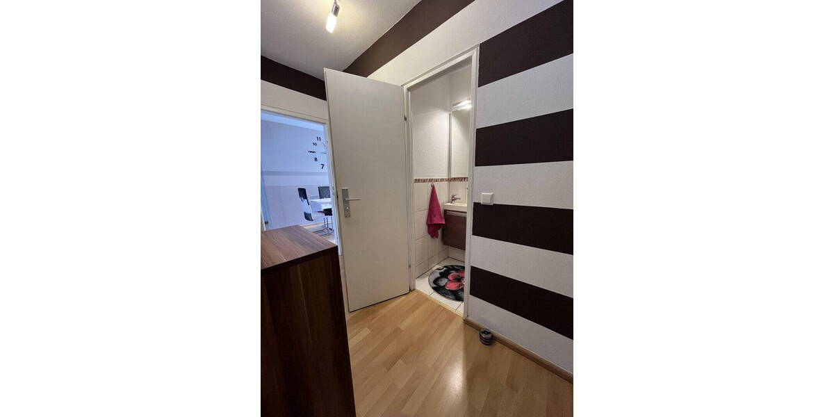 Etagenwohnung Hannover Marienwerder - 4 Zimmer, 88 m&sup2;, 1.180&euro; | Angebot:26563839