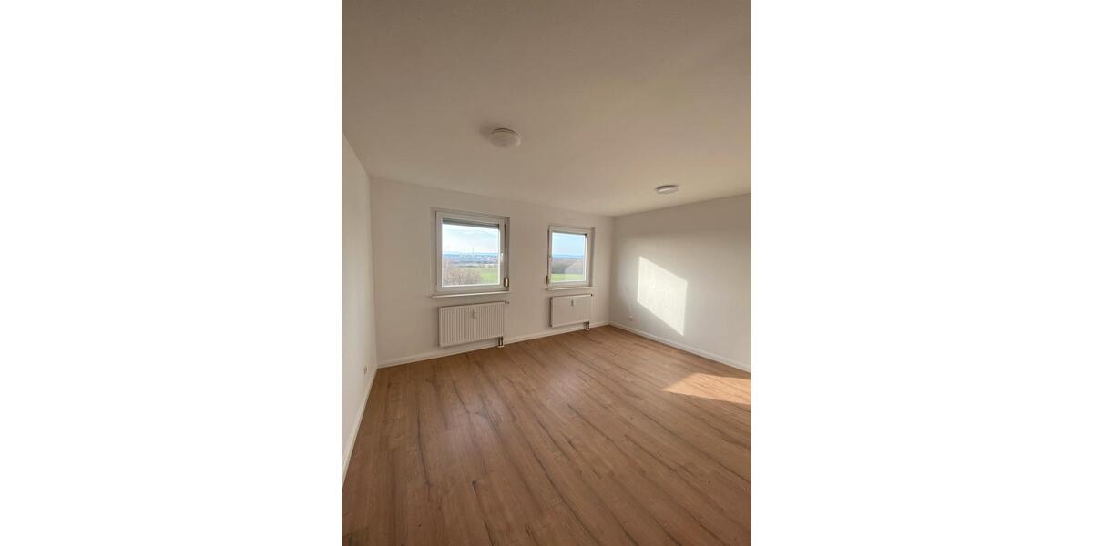 Etagenwohnung Garbsen - 4 Zimmer, 110 m&sup2;, 245.000&euro; | Angebot:25416175