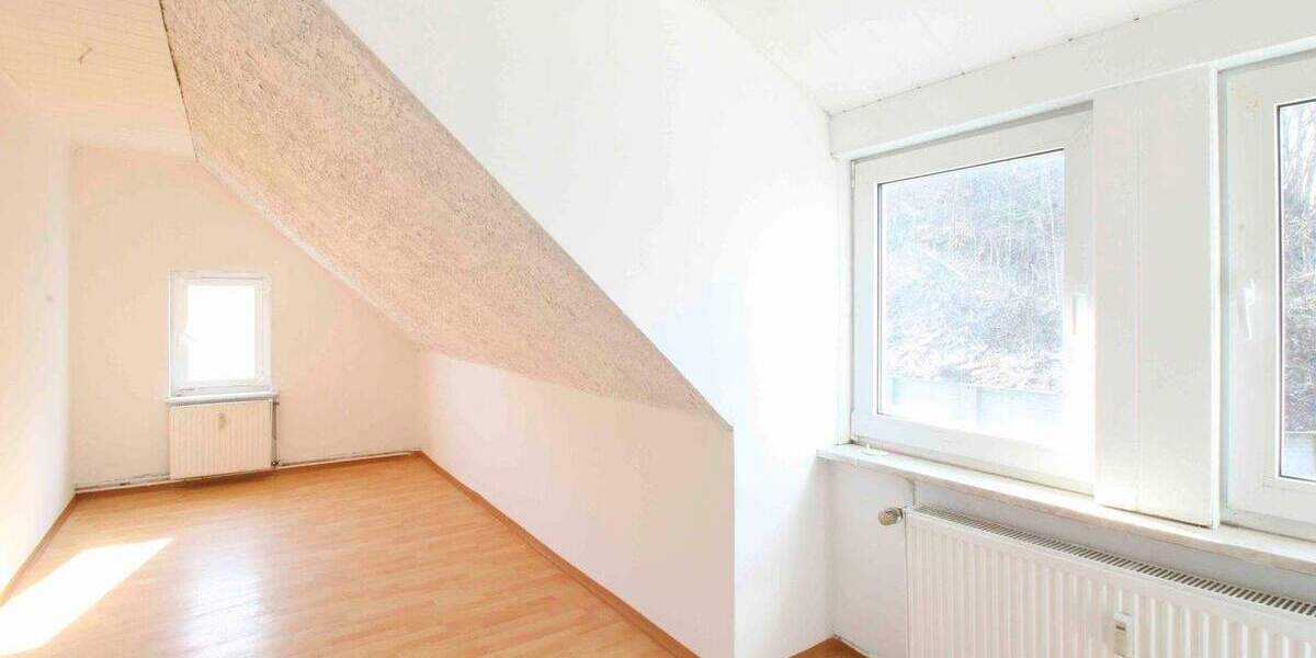 Etagenwohnung Barsinghausen - 5 Zimmer, 115 m&sup2;, 225.000&euro; | Angebot:25714542