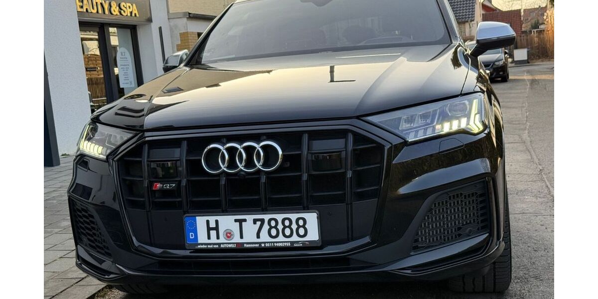 Audi SQ7 132.000 km 58.000 &euro; Gehrden 30989