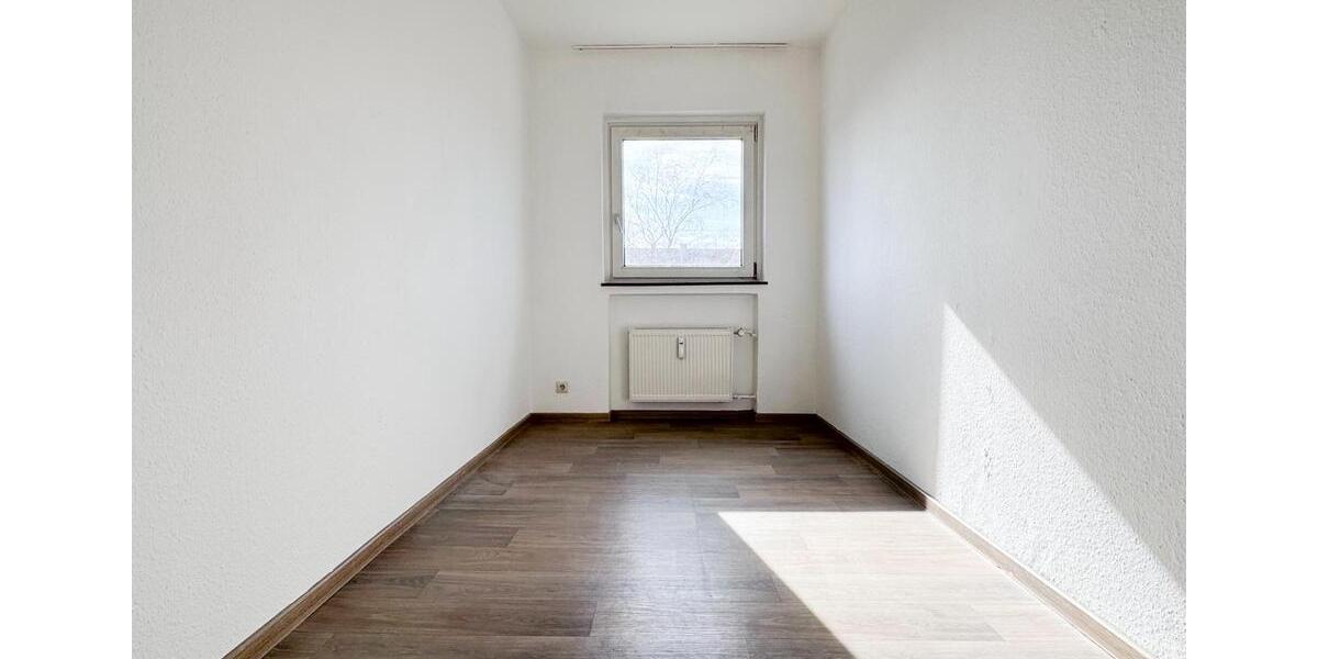 Etagenwohnung Lehrte - 4 Zimmer, 76 m&sup2;, 650&euro; | Angebot:25917975
