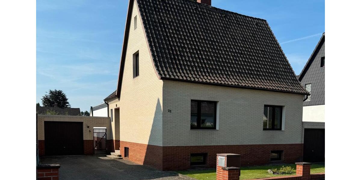 Einfamilienhaus Hannover Vahrenwald-List - 5 Zimmer, 150 m&sup2;, 1.950&euro; | Angebot:26690427