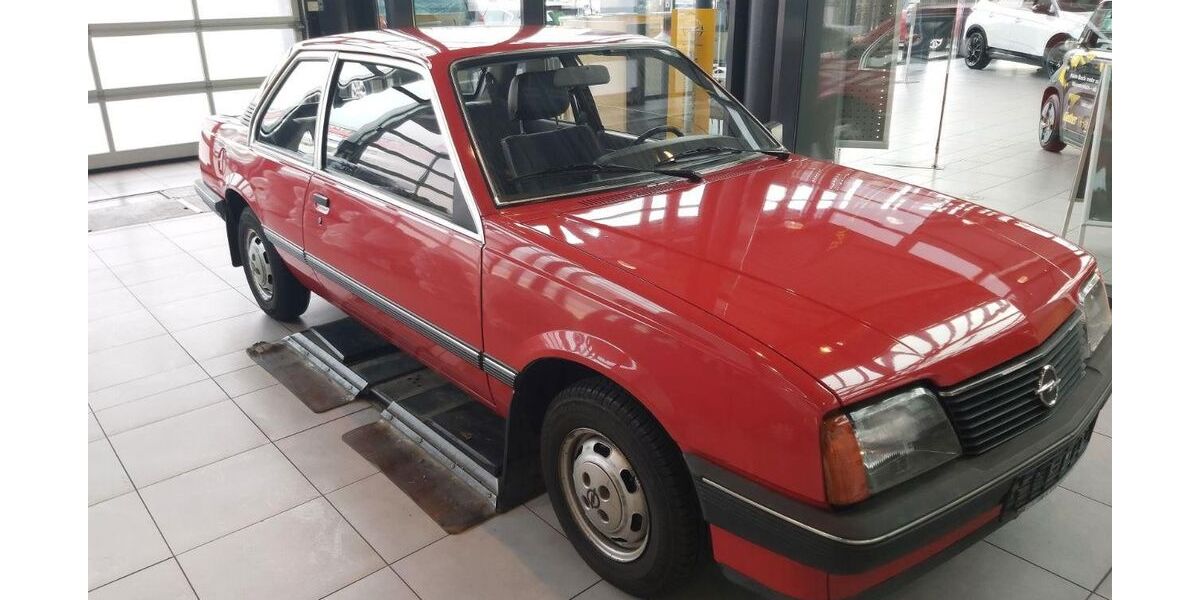 Opel Ascona 200.000 km 4.250 &euro; Lehrte 31275