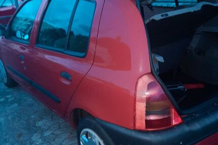 Renault Clio 175.000 km 750 &euro; Garbsen 30827