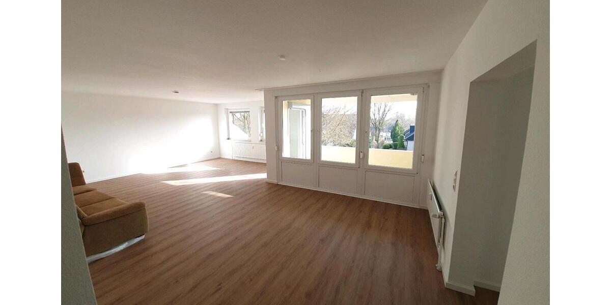 Etagenwohnung Sarstedt - 3 Zimmer, 92 m&sup2;, 920&euro; | Angebot:25759103
