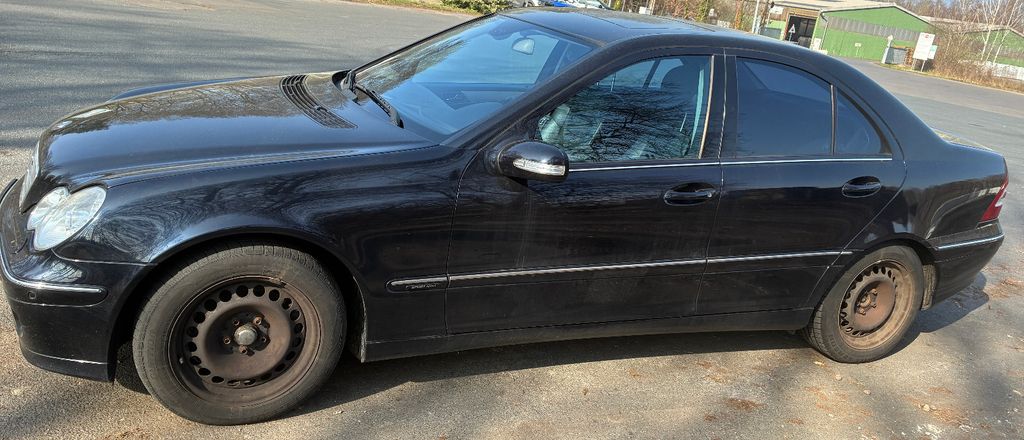 Mercedes-Benz C 280 223.478 km 1.900 &euro; Neustadt 31535