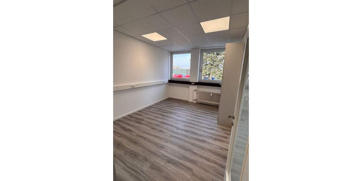 Gewerbeobjekt Langenhagen Alt-Langenhagen - 3 Zimmer, 63 m&sup2;, 600&euro; | Angebot:25700199