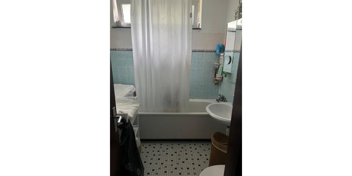 Hochparterre Sarstedt - 3 Zimmer, 76 m&sup2;, 210.000&euro; | Angebot:26987196