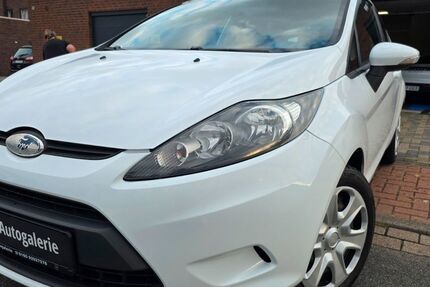 Ford Fiesta 104.900 km 4.390 &euro; Garbsen 30827