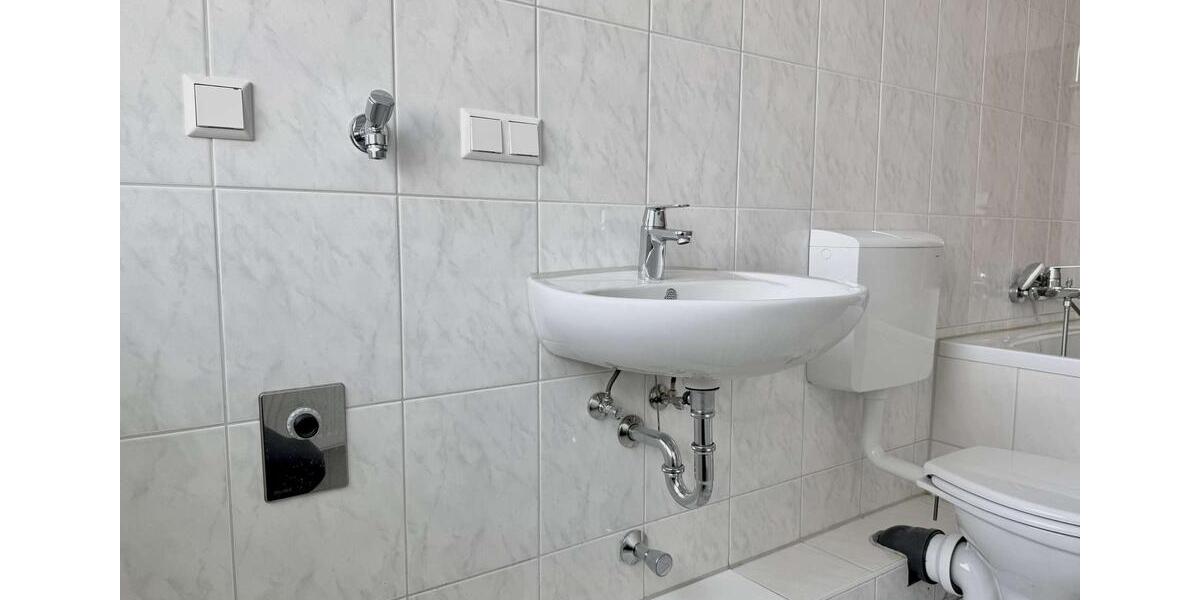 Etagenwohnung Hannover Linden-Limmer - 3 Zimmer, 101 m&sup2;, 1.123&euro; | Angebot:25499928