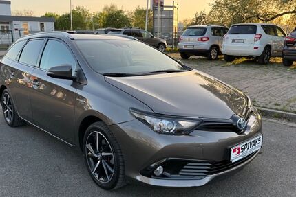 Toyota Auris 107.000 km 13.999 &euro; Hannover 30179