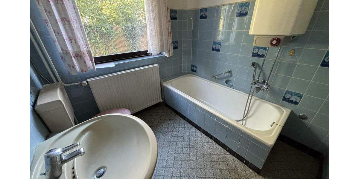 Einfamilienhaus Lehrte Ahlten - 8 Zimmer, 129 m&sup2;, 355.000&euro; | Angebot:25731751