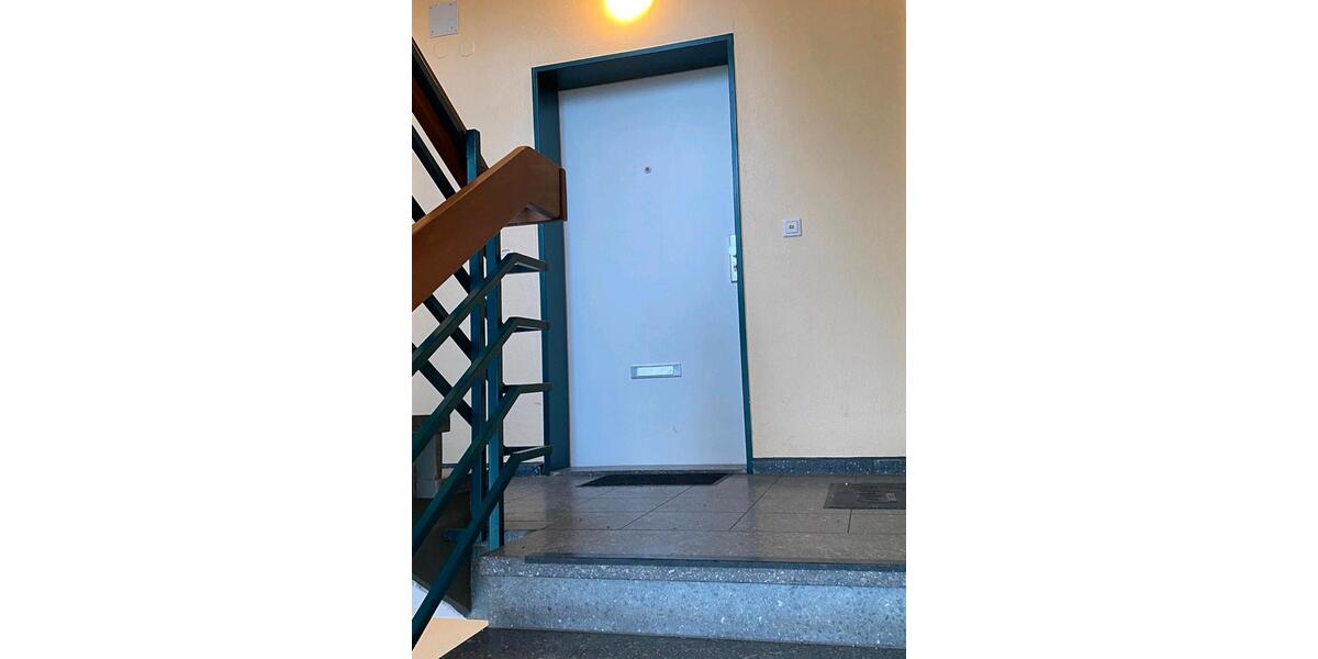 Etagenwohnung Garbsen - 1 Zimmer, 33 m&sup2;, 595&euro; | Angebot:25904837