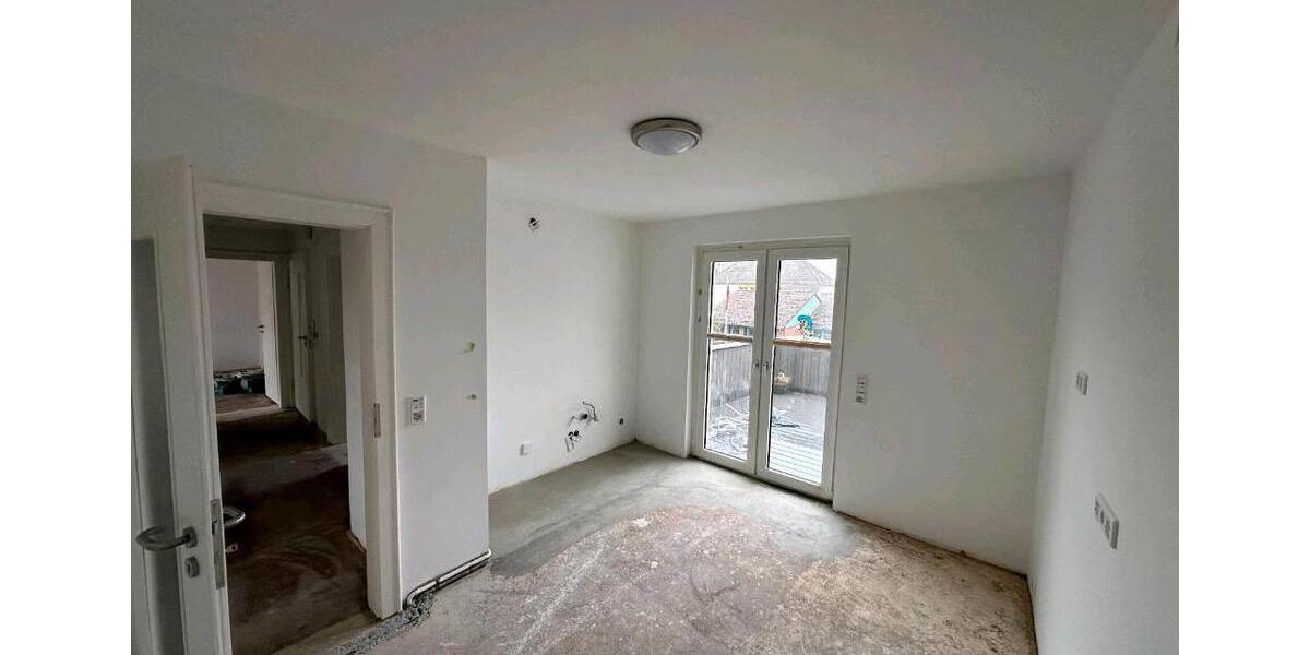Erdgeschoßwohnung Seelze - 3 Zimmer, 83 m&sup2;, 1.350&euro; | Angebot:24993932
