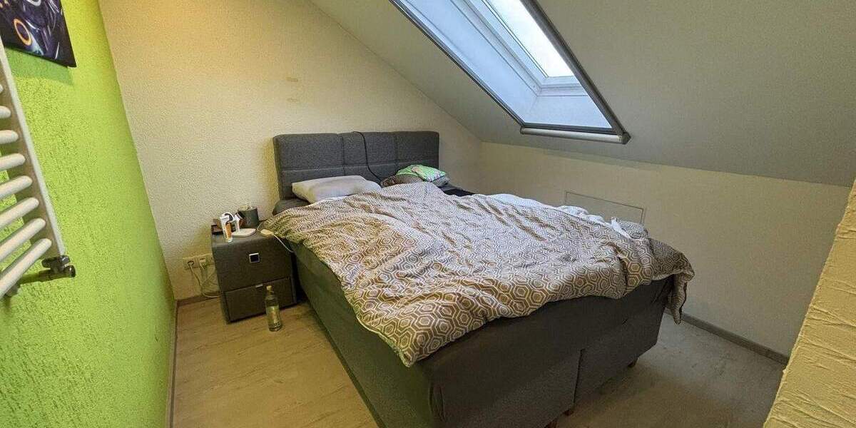 Reihenendhaus Sehnde - 5 Zimmer, 145 m&sup2;, 360.000&euro; | Angebot:25672945