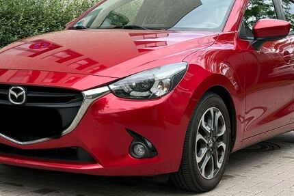 Mazda 2 124.000 km 6.499 &euro; Hannover 30179