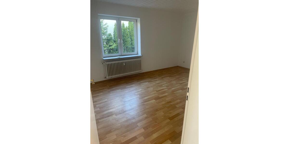 Erdgeschoßwohnung Springe - 3 Zimmer, 70 m&sup2;, 540&euro; | Angebot:25995449