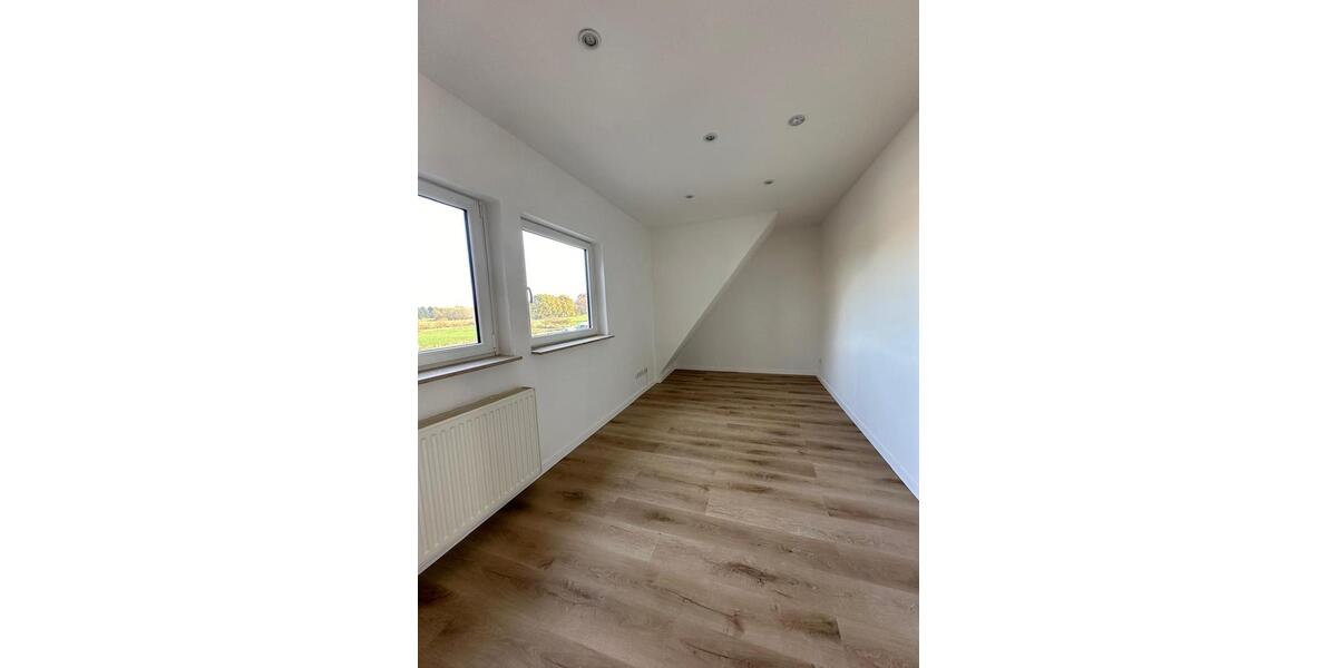 Dachgeschoßwohnung Garbsen Ortschaft Horst - 3 Zimmer, 80 m&sup2;, 880&euro; | Angebot:26364170