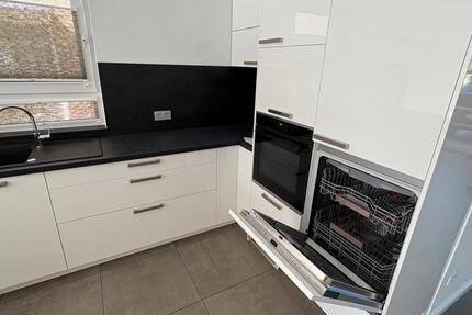 Haus Garbsen Berenbostel - 6 Zimmer, 156 m&sup2;, 1.900&euro; | Angebot:25882472