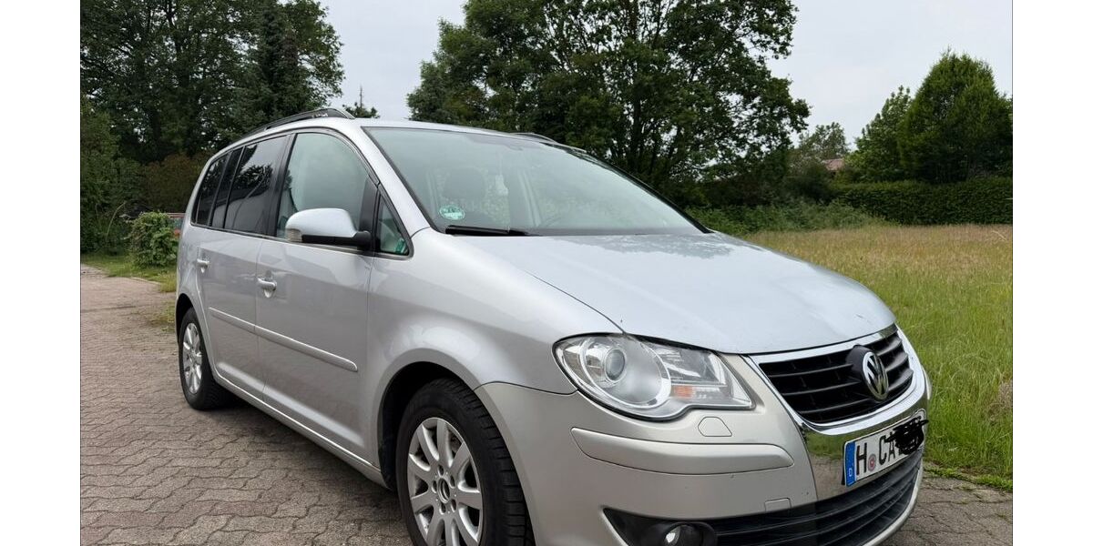 VW Touran 295.000 km 2.950 &euro; Neustadt am Rübenberge 31535