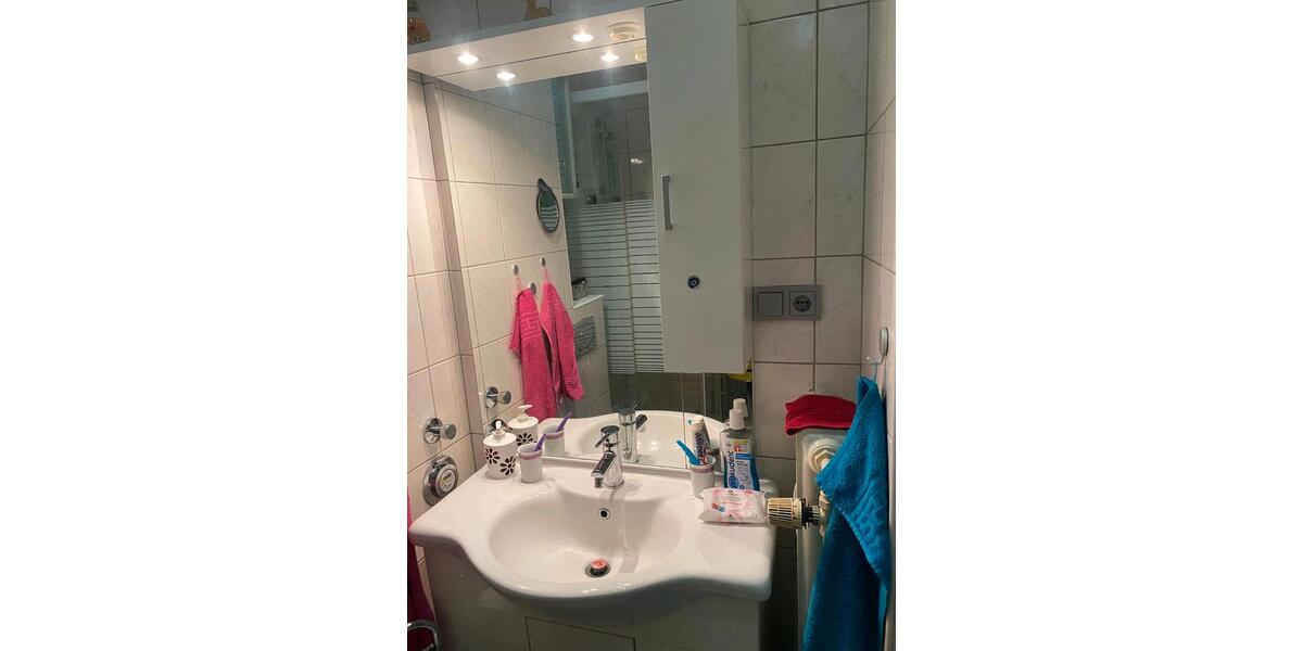 Etagenwohnung Garbsen - 1 Zimmer, 33 m&sup2;, 595&euro; | Angebot:25904837