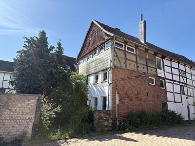 HISTORISCHES JUWEL IN INNENSTADTLAGE - Wohn- & Geschäftshaus Bad Münder am Deister | Angebot:27468900