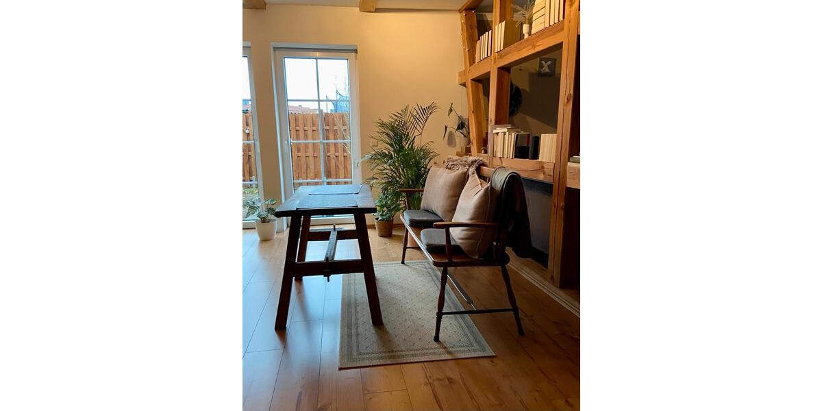 Erdgeschoßwohnung Burgdorf - 2 Zimmer, 100 m&sup2;, 955&euro; | Angebot:25838582