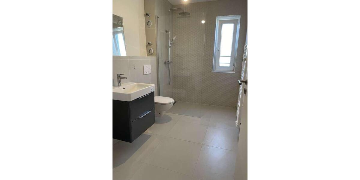 Etagenwohnung Ronnenberg - 2 Zimmer, 64 m&sup2;, 1.100&euro; | Angebot:25455551