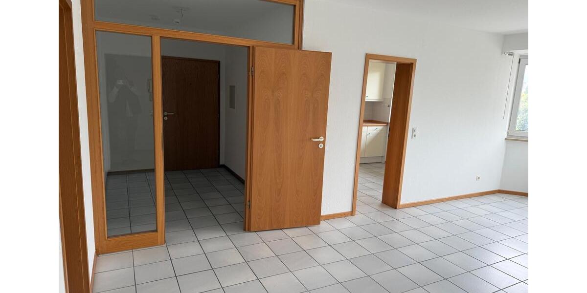 Etagenwohnung Bad Münder am Deister - 3 Zimmer, 116 m&sup2;, 825&euro; | Angebot:26445887