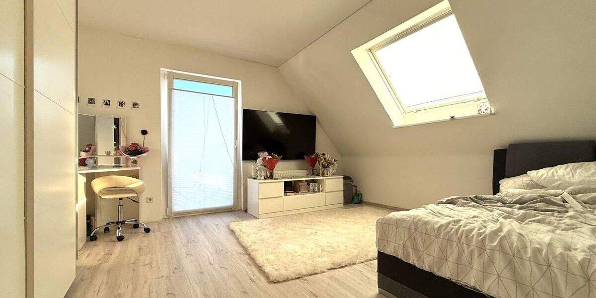 Doppelhaushälfte Garbsen Berenbostel - 7 Zimmer, 140 m&sup2;, 419.000&euro; | Angebot:25686075