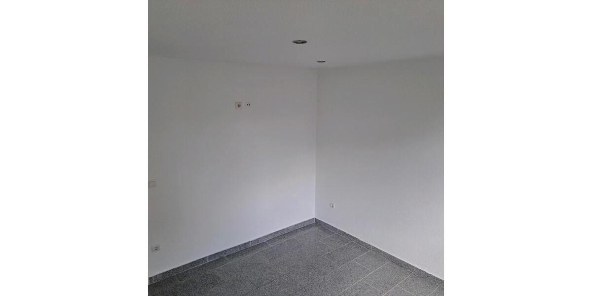 Hochparterre Garbsen - 3 Zimmer, 70 m&sup2;, 833&euro; | Angebot:24840807