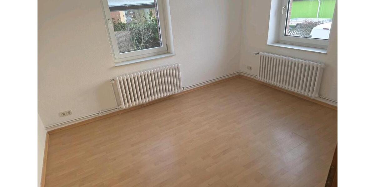 Erdgeschoßwohnung Hannover Herrenhausen-Stöcken - 3 Zimmer, 77 m&sup2;, 1.120&euro; | Angebot:26195493