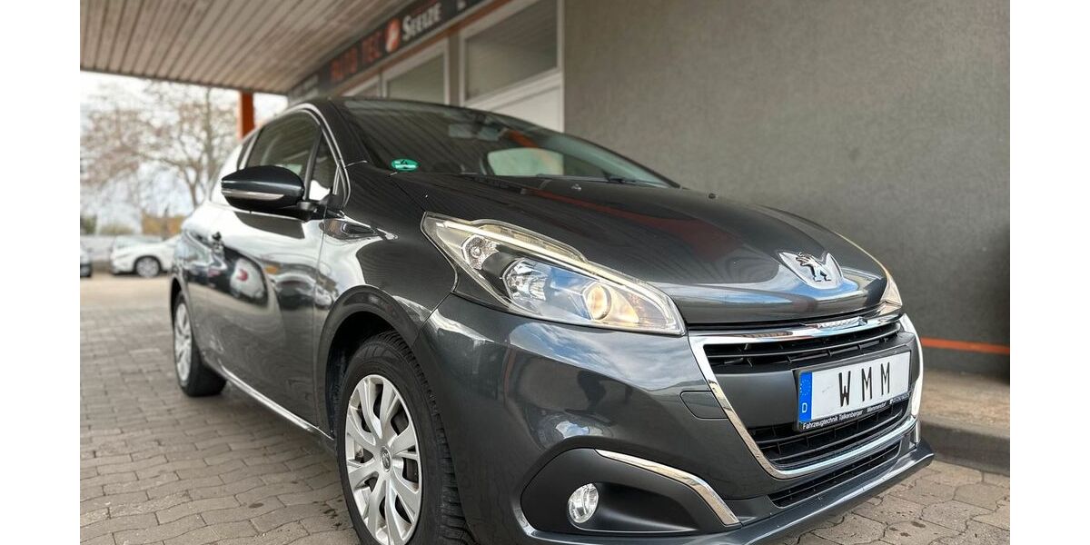 Peugeot 208 100.300 km 5.300 &euro; Seelze 30926