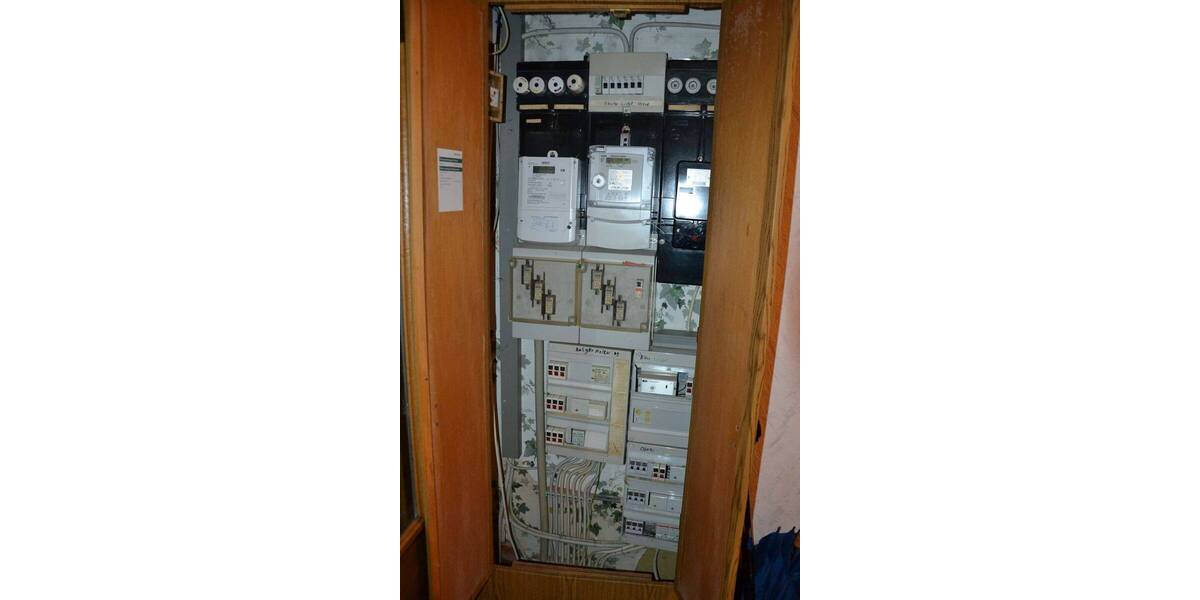 Einfamilienhaus Barsinghausen - 7 Zimmer, 190 m&sup2;, 260.000&euro; | Angebot:25984931