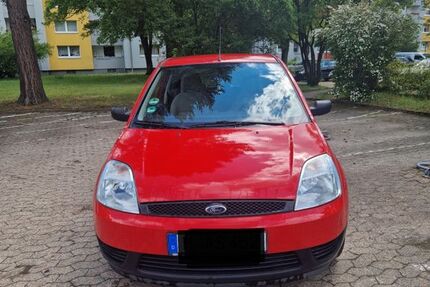 Ford Fiesta 55.500 km 2.800 &euro; Hannover 30179