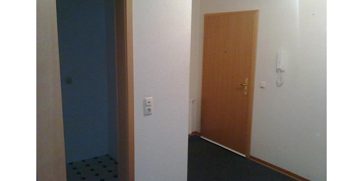 Etagenwohnung Bad Münder am Deister - 2 Zimmer, 76 m&sup2;, 600&euro; | Angebot:25979496