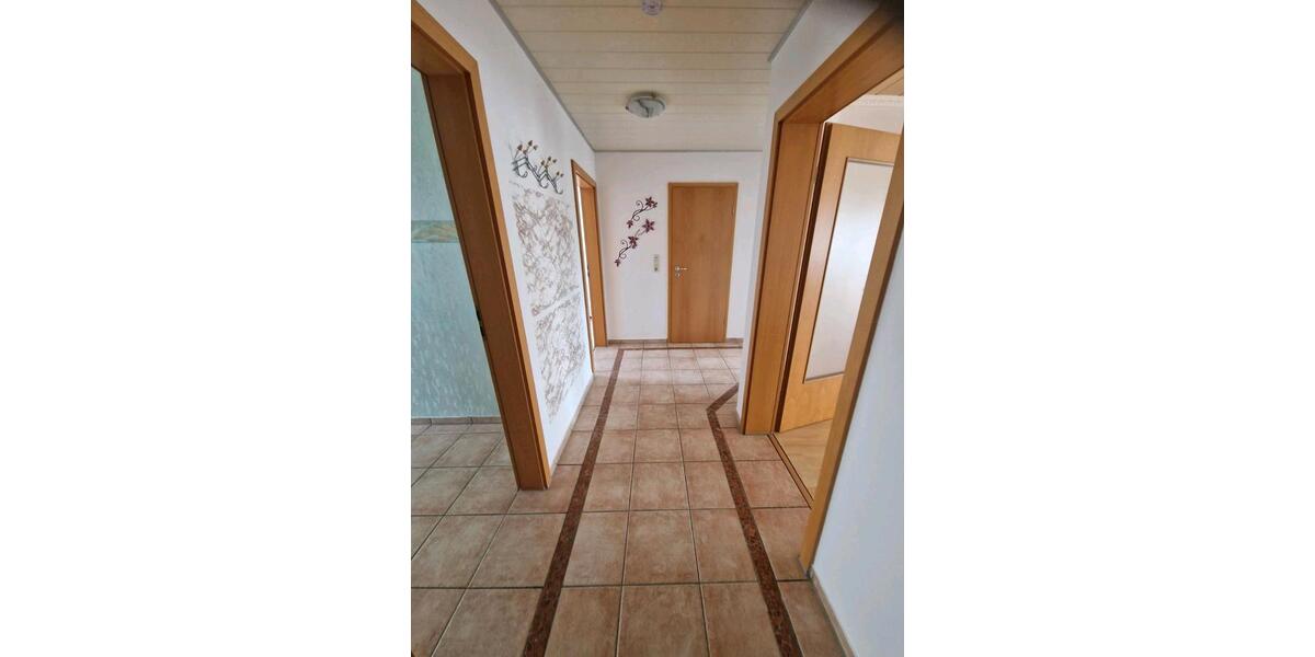 Etagenwohnung Sehnde - 3 Zimmer, 79 m&sup2;, 240.000&euro; | Angebot:27499940