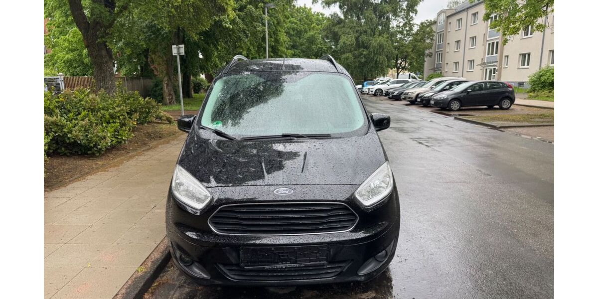 Ford Tourneo Courier 156.100 km 5.500 &euro; Hannover 30179