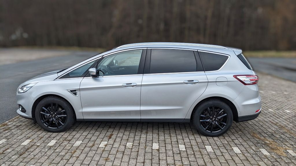 Ford S-Max 91.000 km 17.500 &euro; Seelze 30926