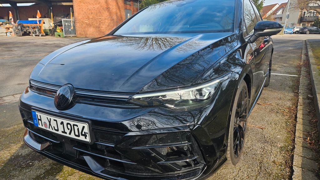 VW Golf 18.000 km 44.500 &euro; Garbsen 30823