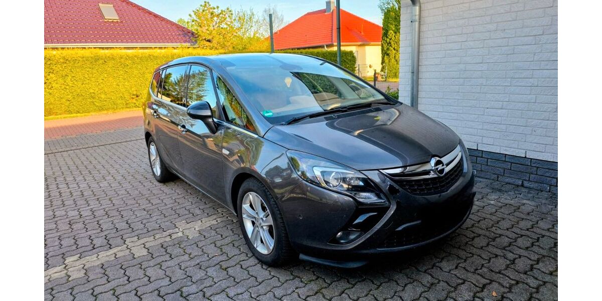 Opel Zafira Tourer 273.000 km 5.000 &euro; Delitzsch 04509