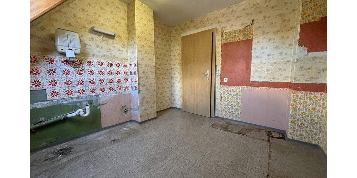 Einfamilienhaus Lehrte Ahlten - 8 Zimmer, 129 m&sup2;, 355.000&euro; | Angebot:25731751