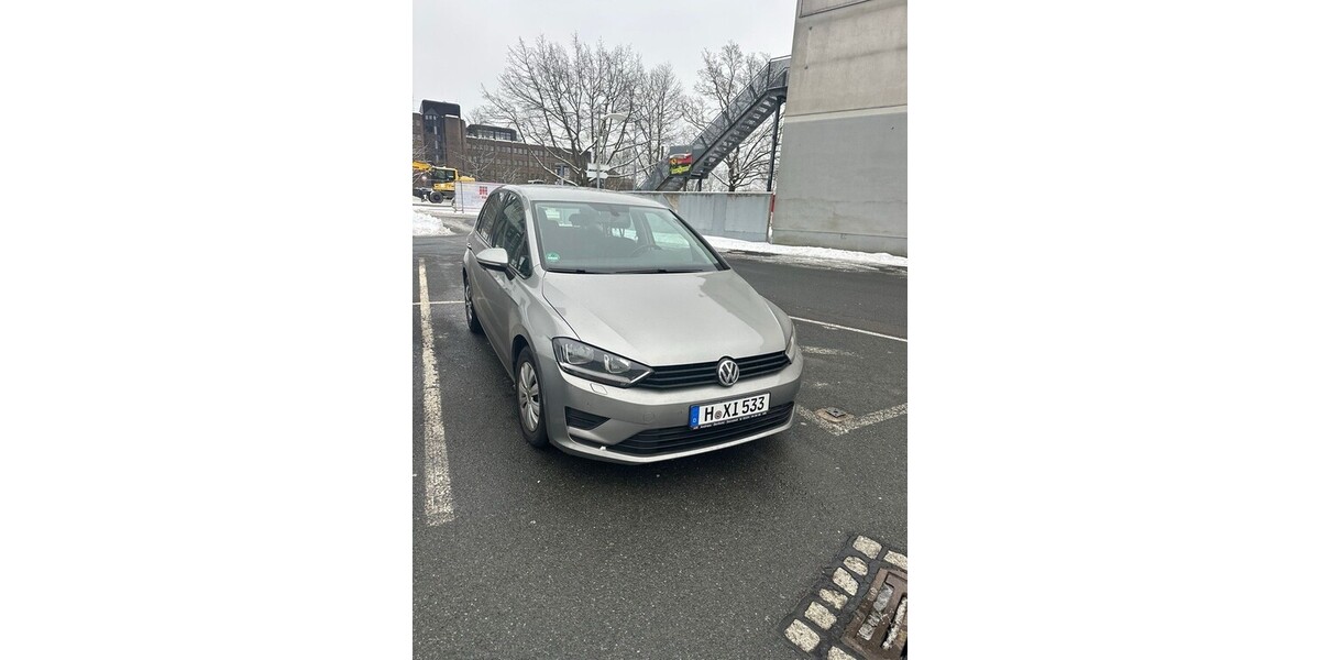VW Golf Sportsvan 72.000 km 7.999 &euro; Hannover 30159