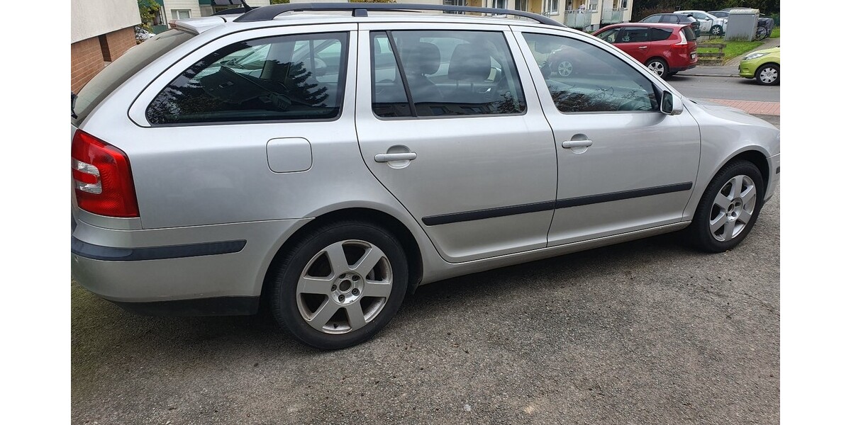 Skoda Oktavia 183.384 km 3.200 &euro; Springe 31832