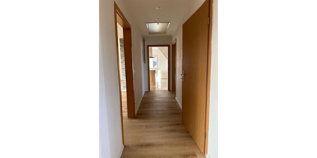Dachgeschoßwohnung Garbsen Ortschaft Horst - 3 Zimmer, 80 m&sup2;, 880&euro; | Angebot:26364170