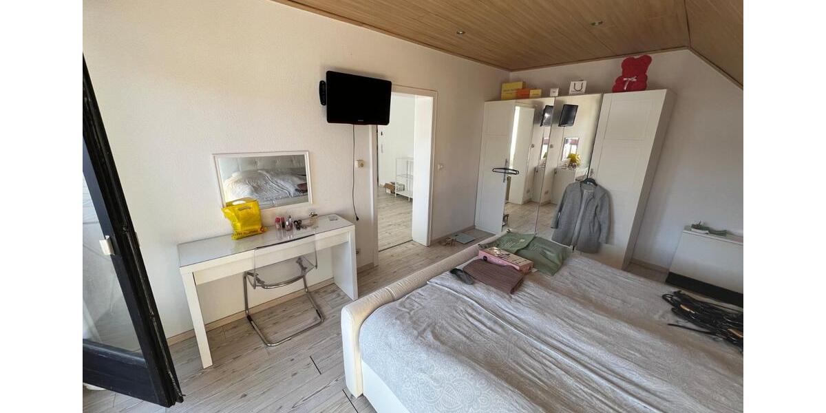Dachgeschoßwohnung Bad Münder am Deister - 4 Zimmer, 121 m&sup2;, 900&euro; | Angebot:25126248