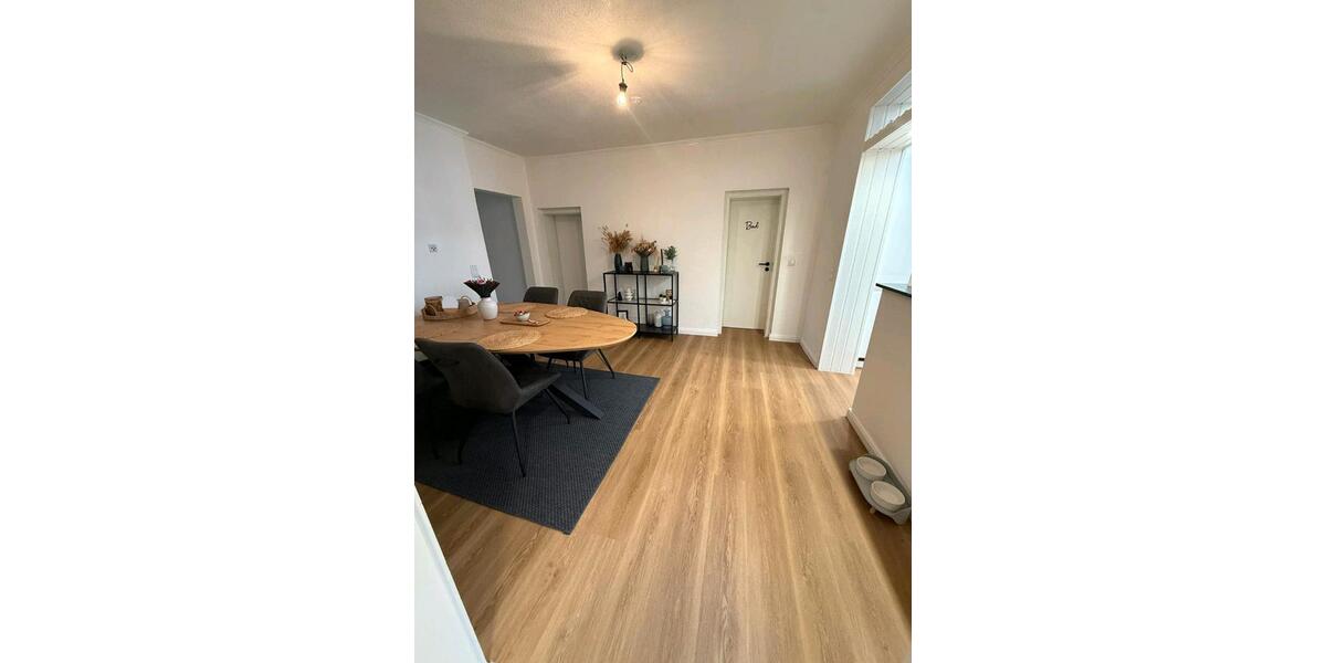 Erdgeschoßwohnung Stadthagen - 5 Zimmer, 130 m&sup2;, 230.000&euro; | Angebot:25641772